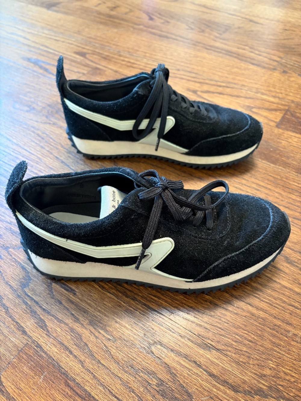 Rag and Bone black suede sneakers. Size 6 (I typically wear 6.5). Like new!